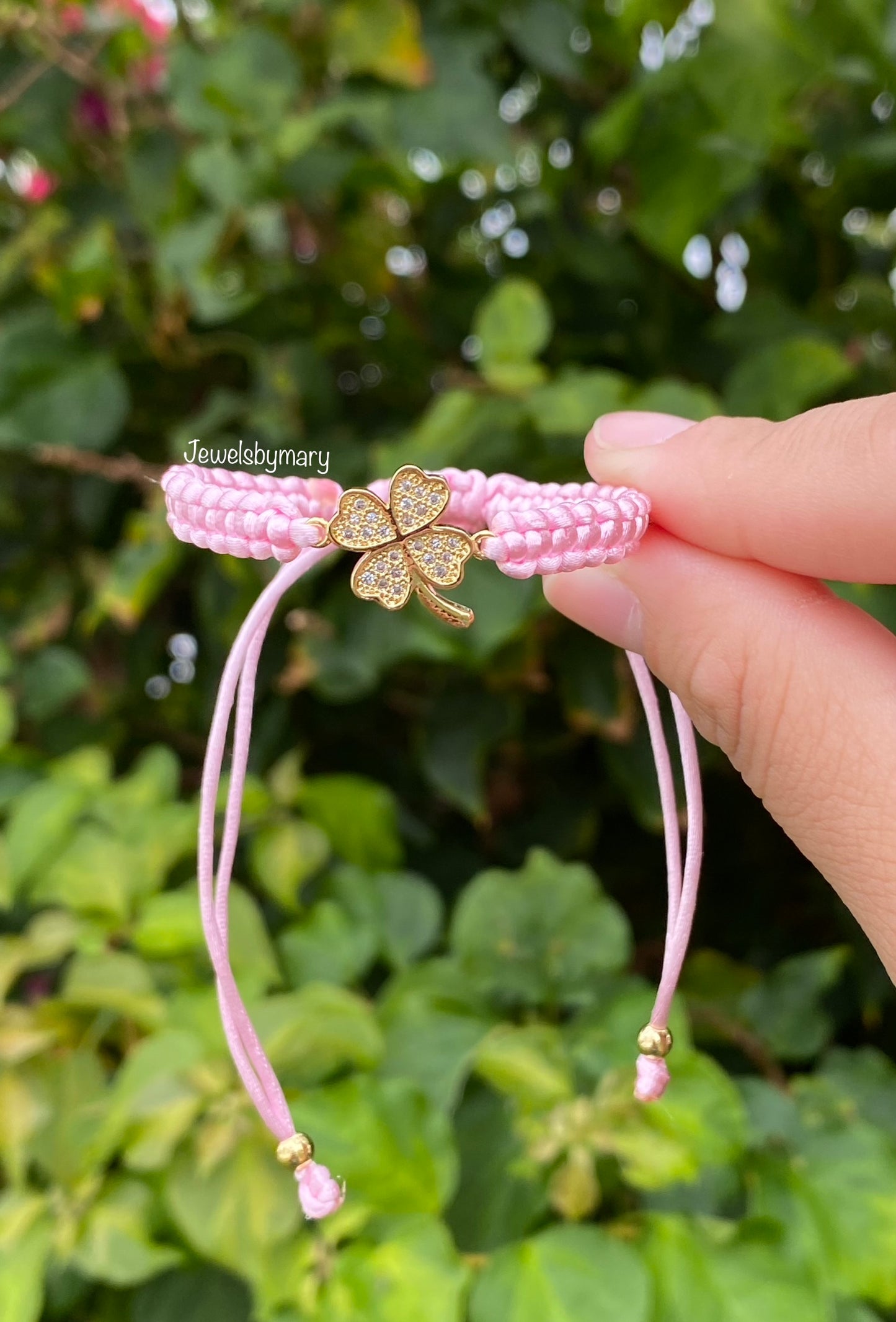 Four-leaved clover bracelet