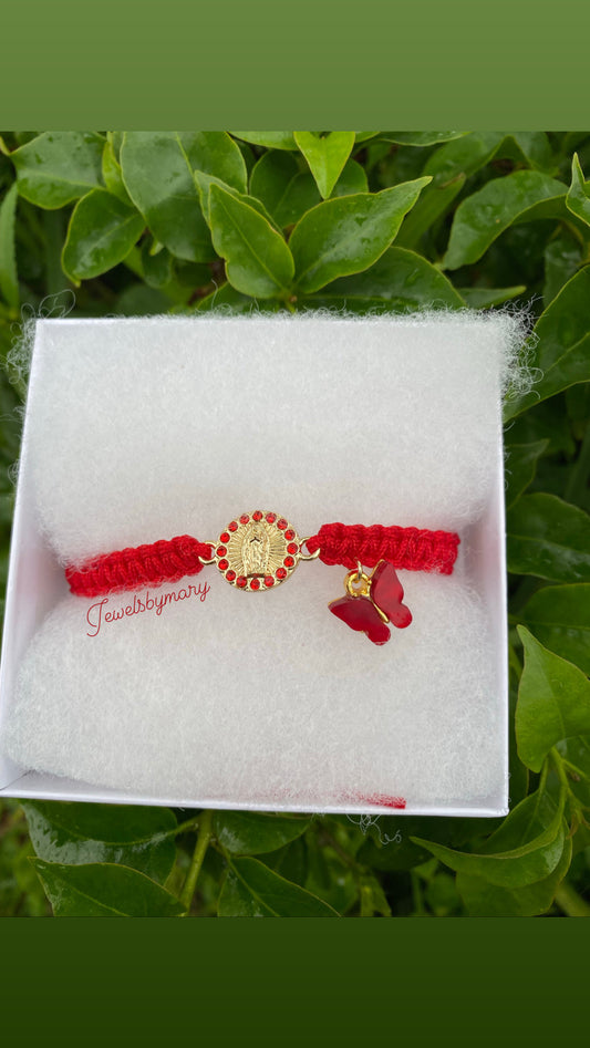 Red round virgen bracelet