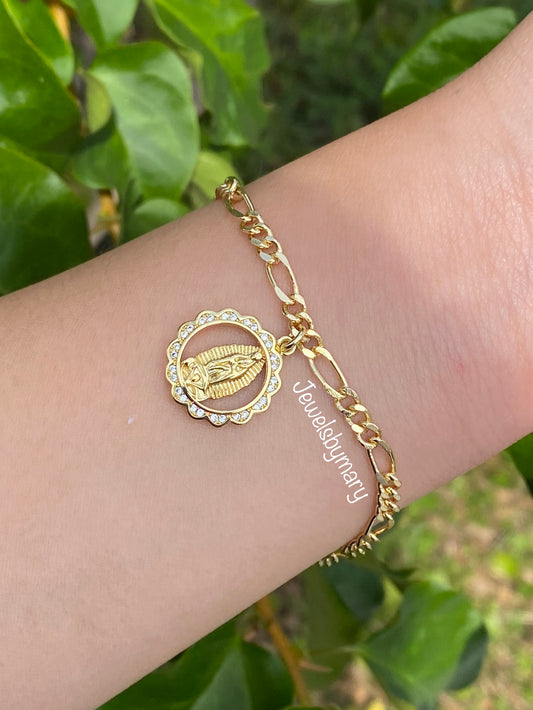 Virgen gold bracelet