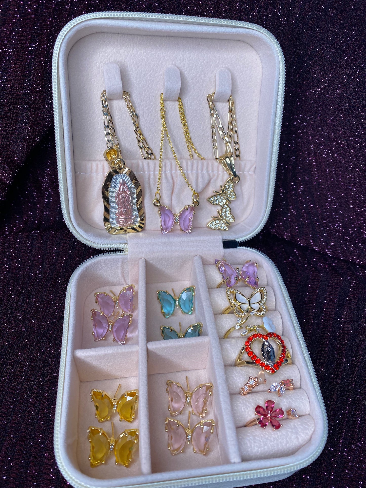 Small jewelry travel box