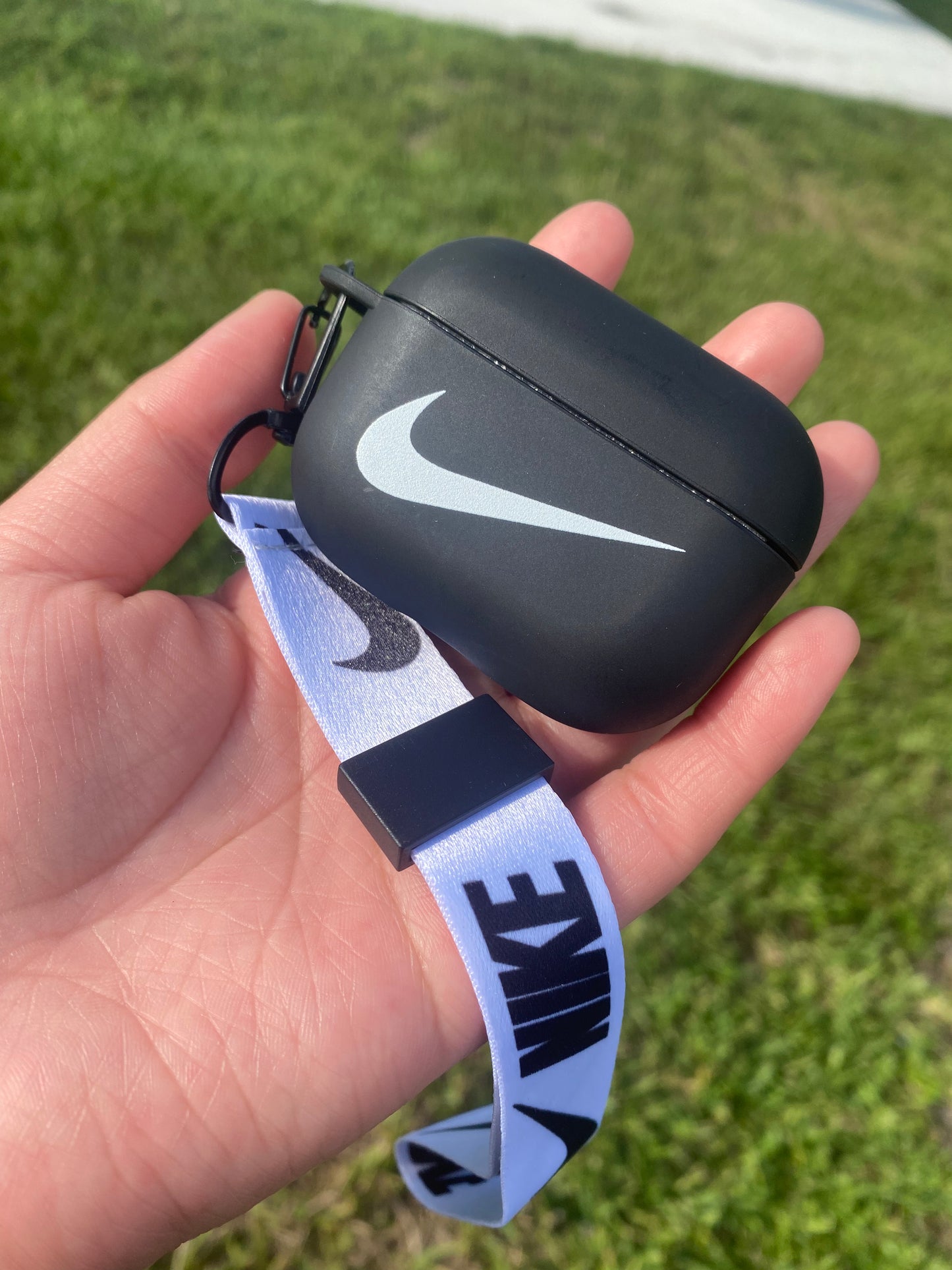 Nike airpod case