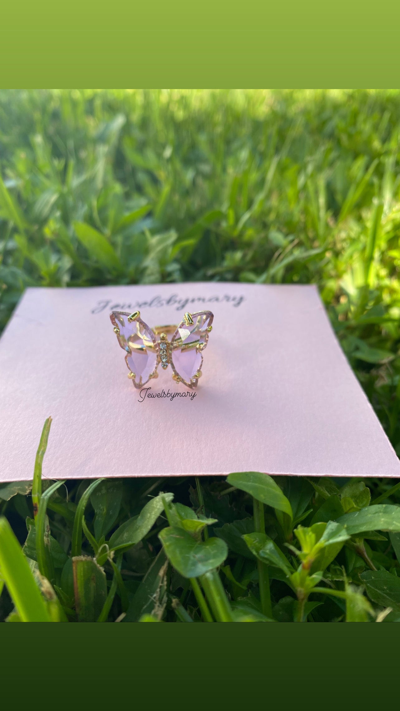 Light purple butterfly ring